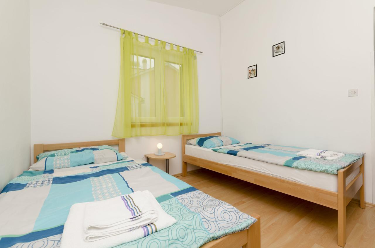 Apartment Brnabic Рогозница Экстерьер фото